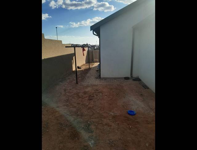 2 BEDROOM HOUSE FOR SALE IN WILFORDON